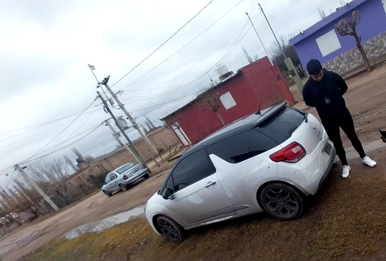 Candelaria: secuestraron un auto robado en Buenos Aires