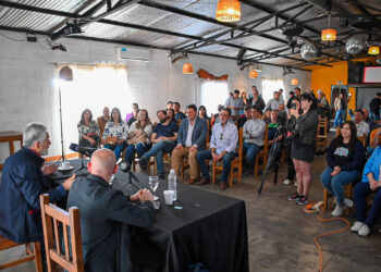 Provincia e intendencias: un acuerdo para beneficiar a los empleados municipales