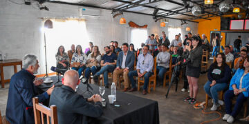 Provincia e intendencias: un acuerdo para beneficiar a los empleados municipales