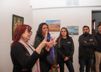 La artista plástica Patricia Herrera expone en la Casa Cultural de Quines