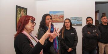 La artista plástica Patricia Herrera expone en la Casa Cultural de Quines