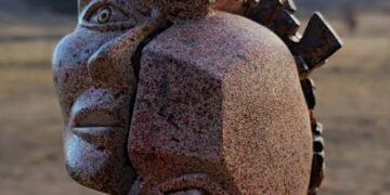 Abrió la muestra “Asamblea escultórica” en el Museo de la Poesía de La Carolina