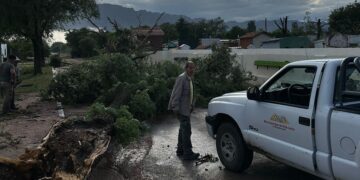 Villa Larca: trabajan para normalizar la situación tras un temporal