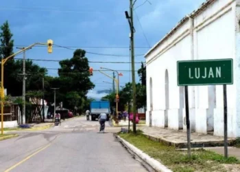 Luján: un anciano está internado con traumatismo de cráneo, tras ser asaltado y golpeado en su casa