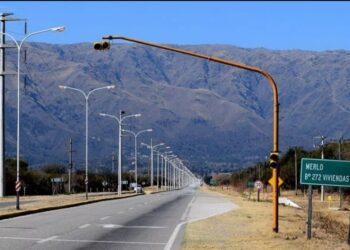 El corredor Santa Rosa-Merlo extendió su recorrido e ingresará al barrio 272