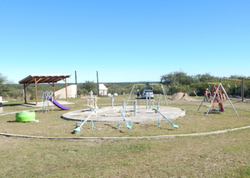 El Gobierno construye un espacio recreativo en Cortaderas