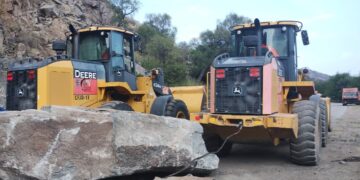 Trabajan para reabrir al tránsito la ruta que une Nogolí con Río Grande