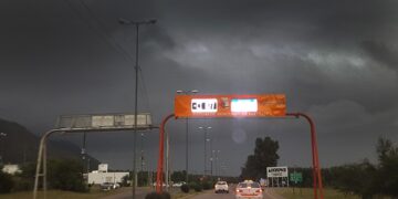 Forzaron la ventana de una casa, entraron y se robaron un millón de pesos