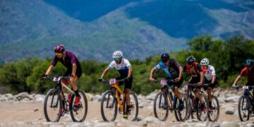 Ciclismo de montaña en Leandro N. Alem: deporte, fiesta y motor económico