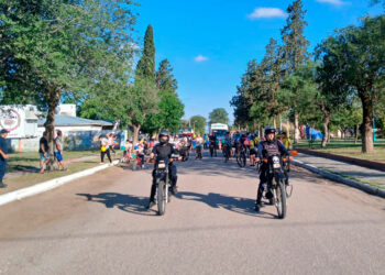 Fraga tuvo su bicicleteada para visibilizar la neurodiversidad