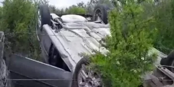Renca: una mujer resultó ilesa tras un vuelco en un camino rural
