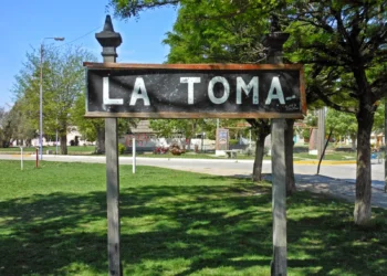 Hallazgo de un cuerpo en un camino rural cerca de La Toma