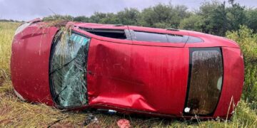Un hombre resultó herido tras el vuelco de un automóvil en la ruta nacional 146