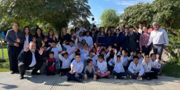 Talita realizó arreglos en la plaza principal y colocó nuevas luminarias LED