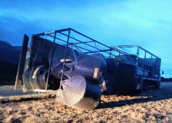 Volcó la carga de un camión en la ruta nacional 146