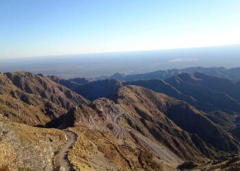 El camino de Nogolí a Río Grande, un trazado de ensueño que alcanza el cielo