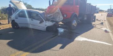 Cortaderas: un hombre murió tras un accidente entre un auto y un camión en la ruta provincial 1