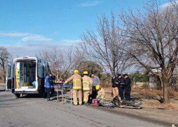 Villa de Merlo: un hombre sufrió una fractura tras un choque entre una motocicleta y un automóvil