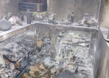 La Calera: sofocaron un incendio de una vivienda que se originó en la cocina de la misma.