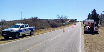 Cortaderas: auxiliaron a una mujer que estaba descompensada a la vera de la ruta provincial 1