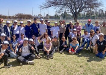 Alumnos de Apadis de La Toma visitaron el Centro de Equinoterapia La Pedrera
