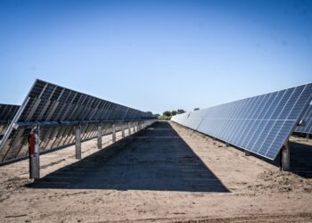 Inauguraron un parque solar fotovoltaico en Quines, fuente de empleo y producción para la provincia