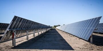 Inauguraron un parque solar fotovoltaico en Quines, fuente de empleo y producción para la provincia