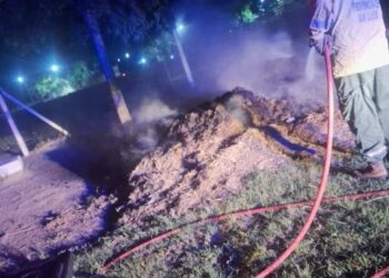 La Toma: bomberos de la Policía sofocaron un incendio de malezas