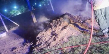 La Toma: bomberos de la Policía sofocaron un incendio de malezas