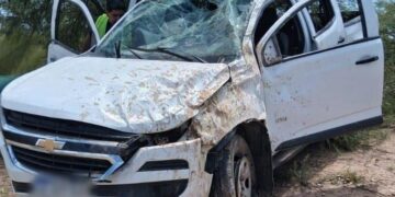 Un hombre y una mujer resultaron heridos tras el vuelco de una camioneta en la ruta nacional 147