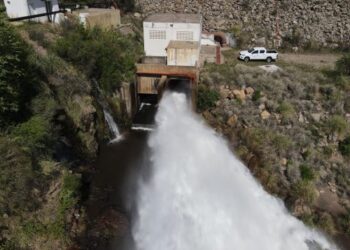 Abren descargadores de fondo de los diques Antonio Esteban Agüero, Saladillo, Luján y Las Palmeras