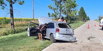 Cuatro Esquinas: un joven resultó herido tras el vuelco de un automóvil en la ruta provincial 20