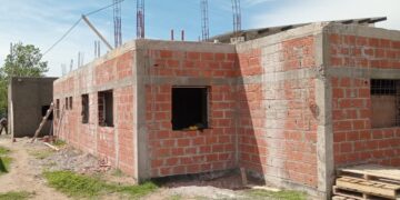 La obra del hospital de Unión avanza en su etapa de mampostería, instalaciones y cubierta