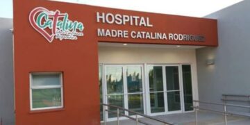 Hospital Madre Catalina: trabajadores denuncian un sistema ‘al límite’ y convocan a una asamblea abierta