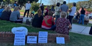 Convocan a marcha los allegados de los efectivos policiales procesados por la muerte de Florencia Magalí Morales.