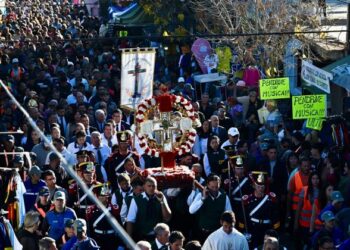 La fe en el Cristo llevó a más de 180 mil creyentes a la Villa de la Quebrada
