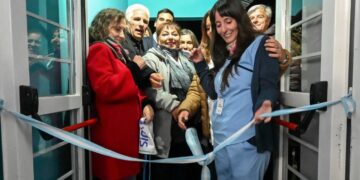 Poggi inauguró mejoras en el CAPS de Los Molles y proyectó el gas natural para la localidad