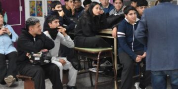 Estudiantes de Nogolí se preparan para ser ‘Diputados por un Día’