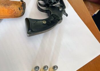 Tilisarao: tras un allanamiento por una causa de amenazas con arma de fuego y lesiones, la Policía secuestró un revólver, municiones y un automóvil