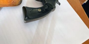 Tilisarao: tras un allanamiento por una causa de amenazas con arma de fuego y lesiones, la Policía secuestró un revólver, municiones y un automóvil