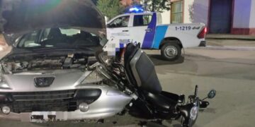 Santa Rosa del Conlara: dos adolescentes resultaron lesionadas tras un choque entre un automóvil y una motocicleta