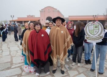 Como previa al aniversario de San Luis, seis escuelas prometieron la Bandera en Estancia Grande
