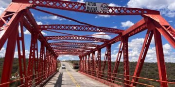 Vialidad Provincial reparó el puente de la ruta 2 afectado por el impacto de un camión